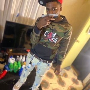 Meet your Posher, Cameron